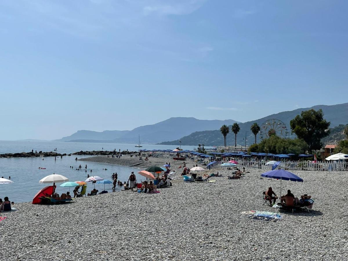 Apartamento Casa arcobaleno Ventimiglia Exterior foto
